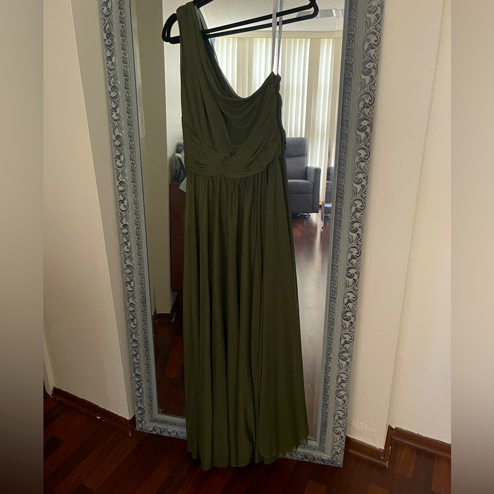 Green one shoulder dress